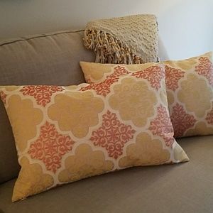 Throw pillows